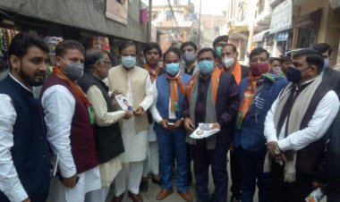 सांसद ने जनसंपर्क कर नोएडा वासियों से पंकज सिंह को विजयी बनाने का किया आवाहन