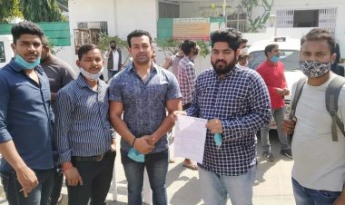 चार हजार छात्रों में से केवल लगभग 1300 छात्रों को ही निजी स्कूलों में दाखिला मिल सका