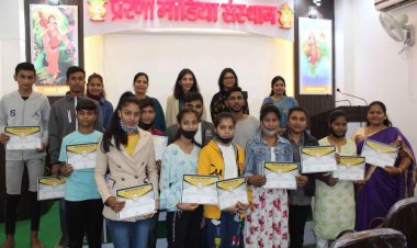 प्रेरणा में बच्चों को प्रेरणा देने का कार्य किया जा है, वह निःसंदेह सराहनीय हैं