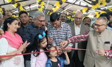पुरानी गाड़ियों को सिरामिक कोटिंग के माध्यम से चमचमाती हुई गाड़ियों में तब्दील करने वाली कंपनी कारजप्पा (CARZSPA) का स्टूडियो शुरू