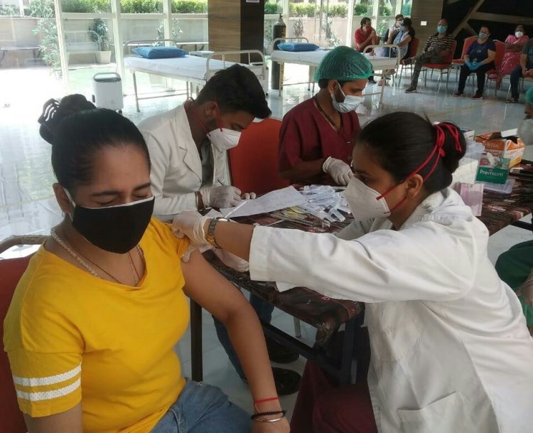 ग्रेनो वेस्ट माइवुड्स निवासियों के लिए उड़ान टीम बनी संजीवनी