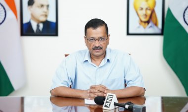 हम लोगों ने जिन बच्चों का भविष्य सुनहरा किया, उनसे पूछिए कि क्या केजरीवाल फ्री की रेवड़ियां बांट रहा है या देश का भविष्य बना रहा है- अरविंद केजरीवाल