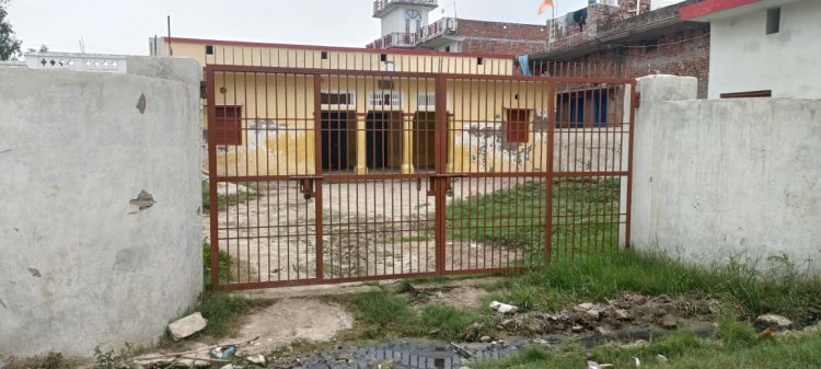 सहकारी समिति से यूरिया नदारद,  अधिकारी मस्त किसान पस्त