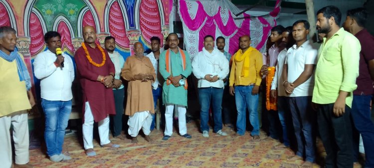 भगवान राम व माता सीता संग बन को निकले लक्ष्मण,  भाव विभोर हुए दर्शक