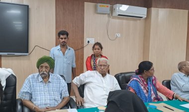 पत्नि ने कहा पति का है अवैध संबंध, परामर्श केन्द्र ने बारह परिवारों को मिलवाया 