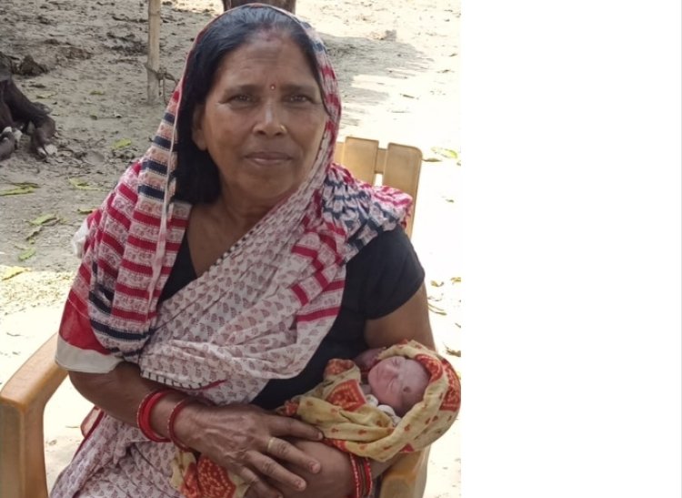 ट्यूबेल के पास नवजात शिशु मिलने से हड़कंप 