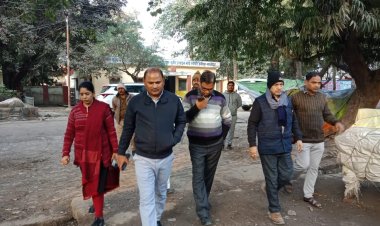 जंगीपुर मंडी सचिव को अपर जिलाधिकारी ने लगाई फटकार