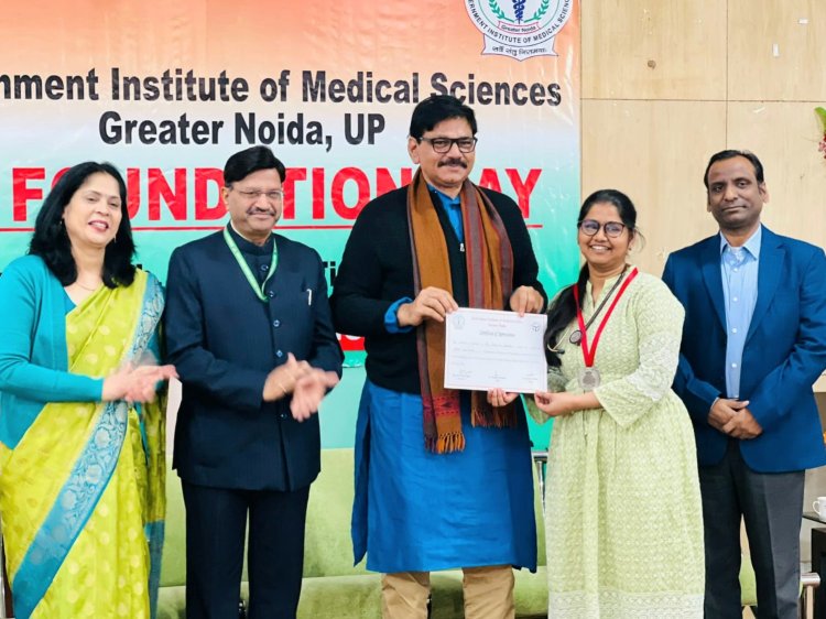 जिम्स के डॉक्टरों और स्टाफ की मेहनत ने कोविड़काल की दोनों लहरों में अनेकों जिंदगियों को बचाया - धीरेन्द्र सिंह