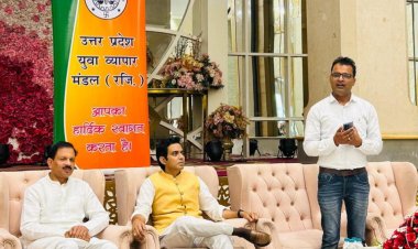 पोस्टर व नुक्कड़ नाटकों के माध्यम से समझाएंगे कि चुनाव में वोट डालने के क्या फ़ायदा होते हैं - विकास