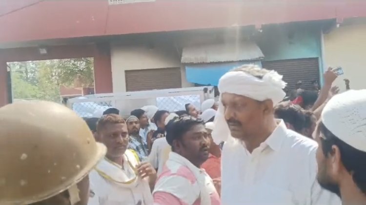मुख्तार के जनाजे में अफजाल अंसारी के चेहरे पर दिखी घबड़ाहट
