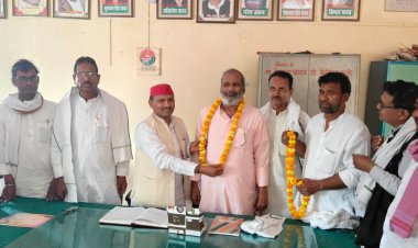 वंश बहादुर कुशवाहा का कार्यकर्ताओं ने किया स्वागत