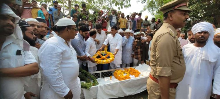 सेना के जवान का शव पहुंचा पैतृक आवास, भारत माता के जय घोष से गूंजा क्षेत्र