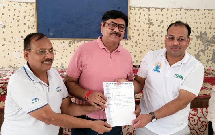 आरडब्ल्यूए 55 पदाधिकारियो ने नोएडा प्राधिकरण के समस्त विभागों के अधिकारियों को सेक्टर की समस्याओं से कराया अवगत
