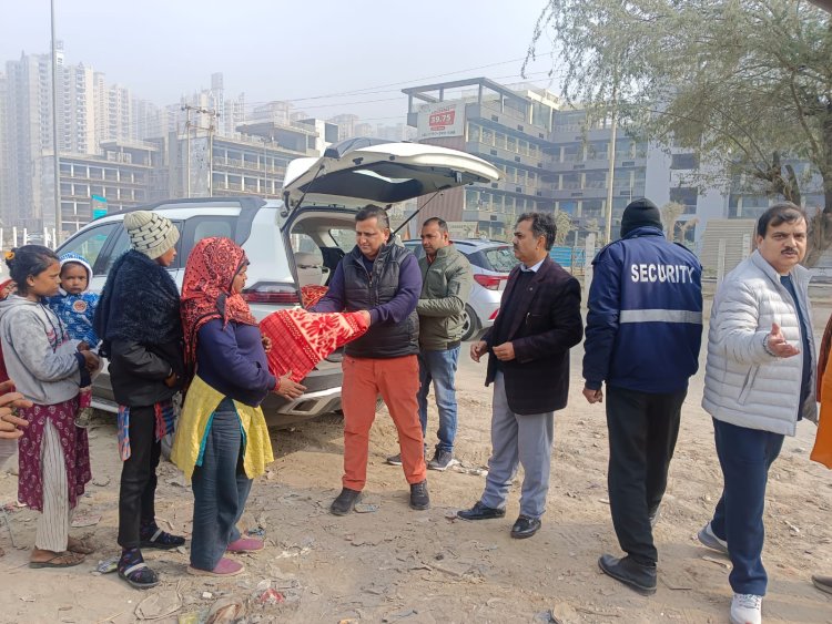 ठिठुरती ठंड में नेफोमा ने सैकड़ो जरूरतमंदों को कंबल वितरण किए