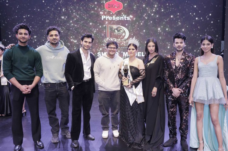 Ritu Mahajan from Jammu wins Mrs Asia Universal 2025 hosted by Dreamz Production House and Dubai Beauty School