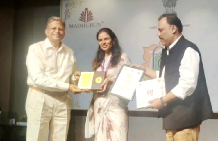 स्थित वेल्स ग्लोबल स्कूल की शिक्षिका बितेश चौहान राष्ट्रीय शिक्षक सम्मान से सम्मानित