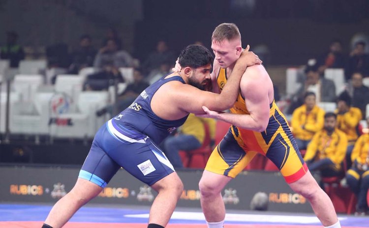 महाराष्ट्र केसरी ने हाफवे मार्क पर यूपी डोमिनेटर्स के खिलाफ 3–2 की बढ़त बनाई