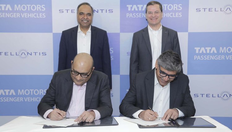 Stellantis  &Tata Motors Passenger Vehicles Celebrate 20 years of Partnership by Signing MOU to Explore Further Collaboration