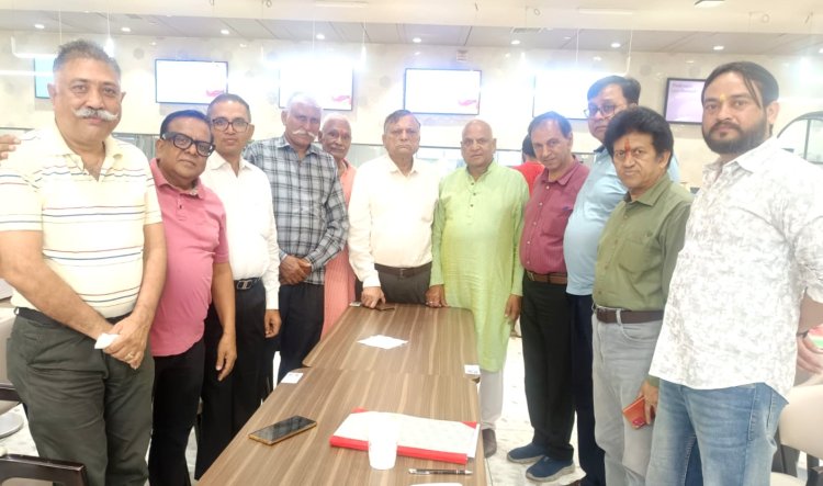 सिटीजन वेलफेयर सोसाइटी ने की शहर की समस्याओं पर चर्चा, संबंधित विभाग को कराएंगे अवगत