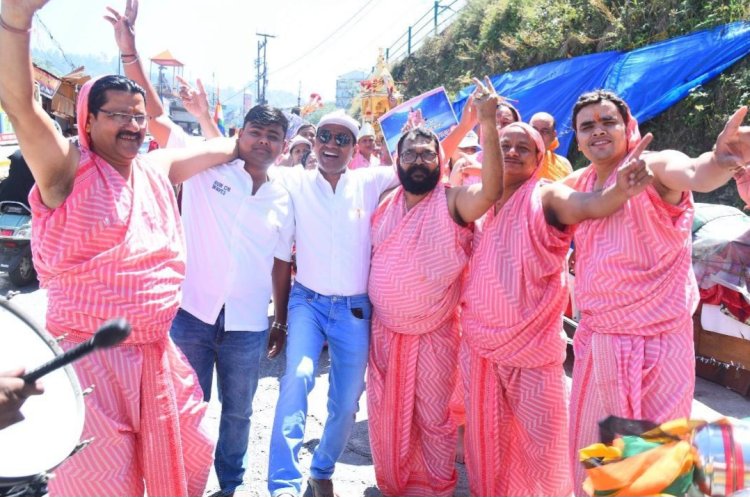 भगवान अनंतनाथ के जन्म कल्याणक महोत्सव पर मसूरी में निकली भव्य शोभायात्रा