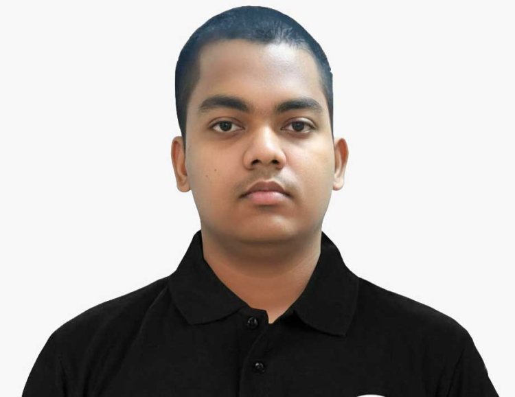 माँ के त्याग ने बेटे के सपनों को दी उड़ान, फिज़िक्सवाला के छात्र ने JEE Advanced में हासिल की AIR 143